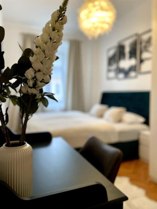 드레스덴 Casarina - Stilvoller Altbau In Zentraler Lage 아파트 외부 사진