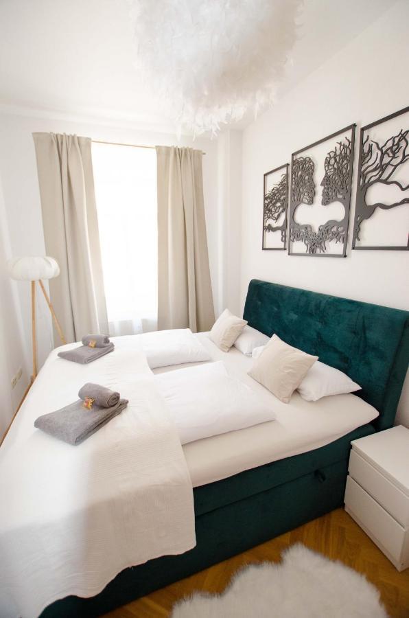 드레스덴 Casarina - Stilvoller Altbau In Zentraler Lage 아파트 외부 사진