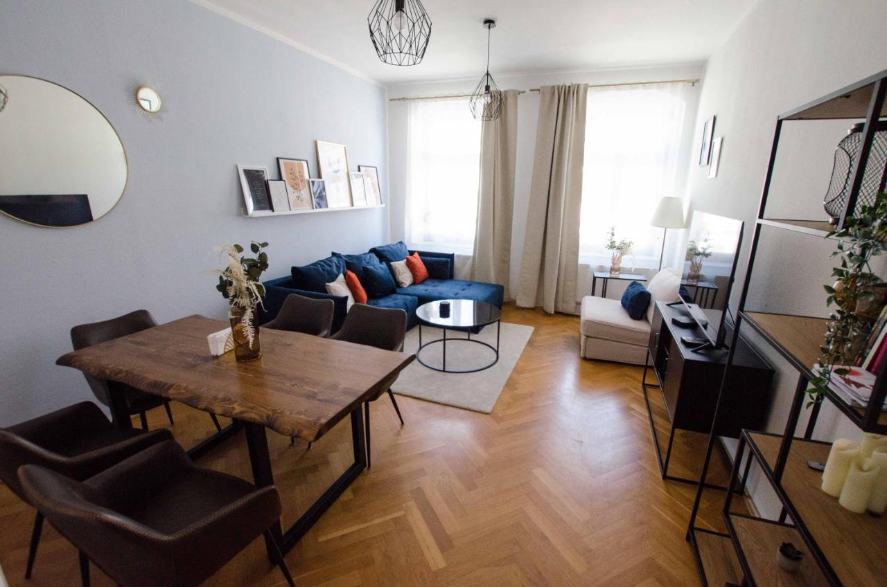 드레스덴 Casarina - Stilvoller Altbau In Zentraler Lage 아파트 외부 사진