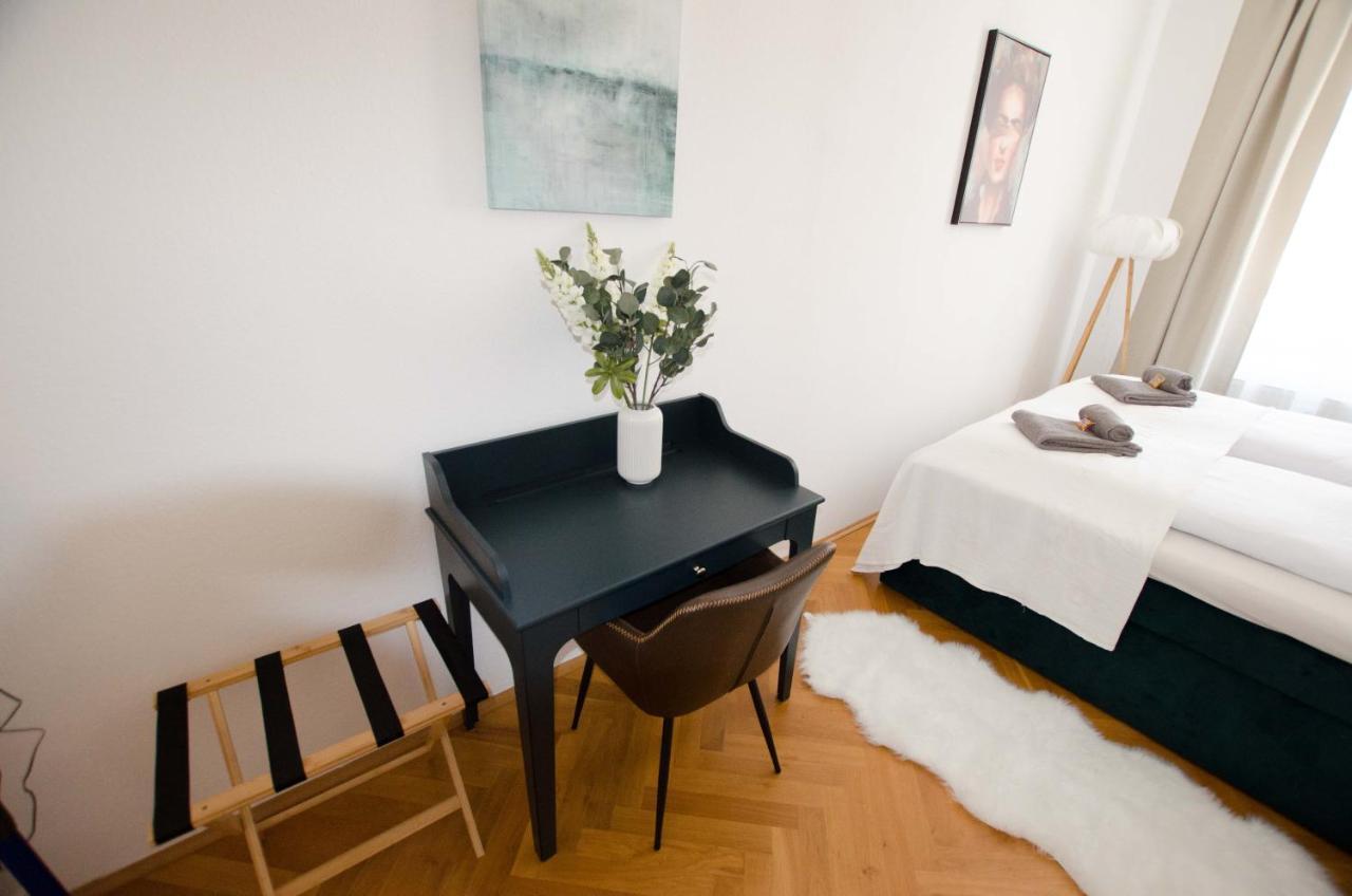 드레스덴 Casarina - Stilvoller Altbau In Zentraler Lage 아파트 외부 사진